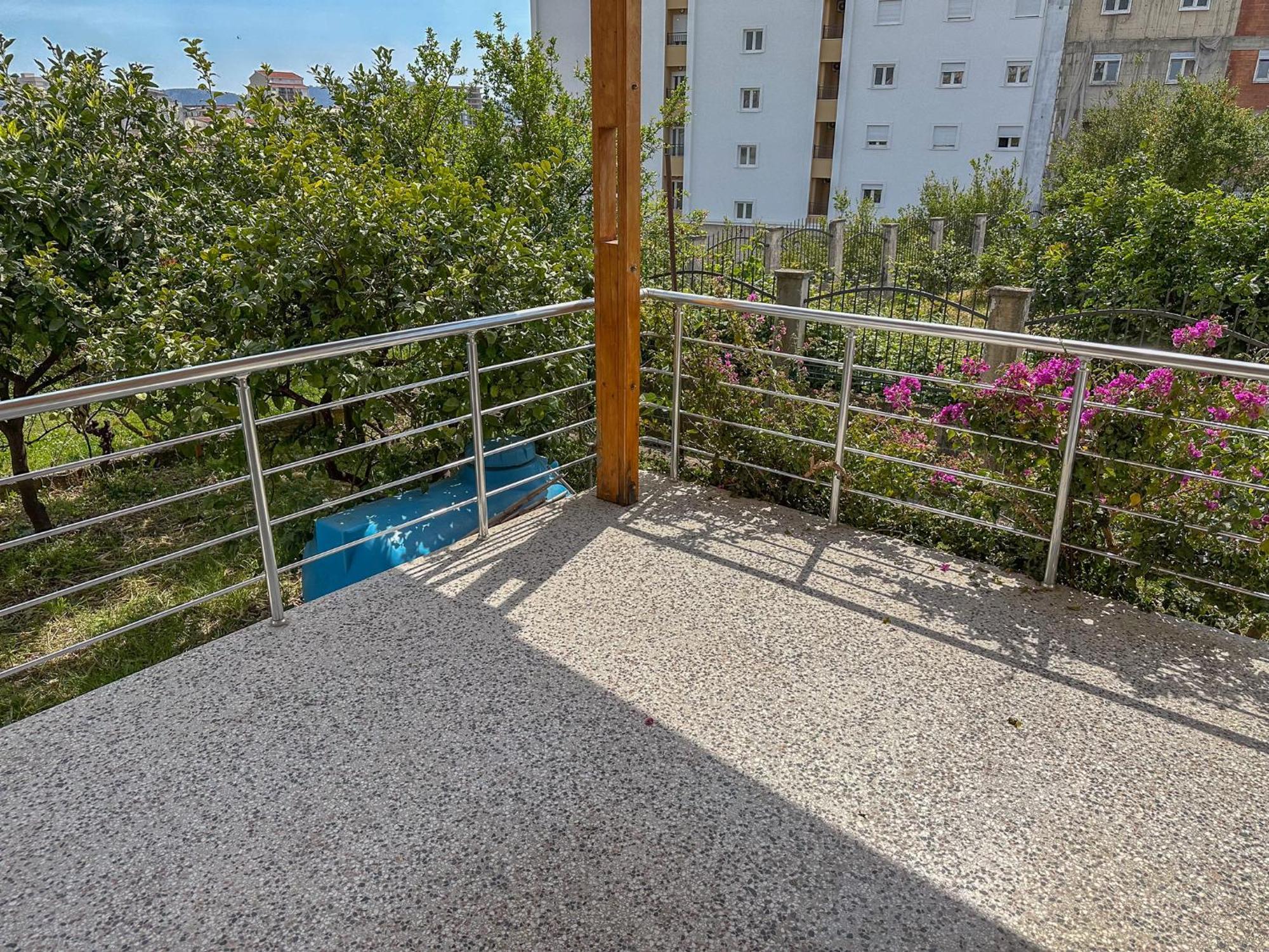 Gosa Apartments Бар Екстериор снимка