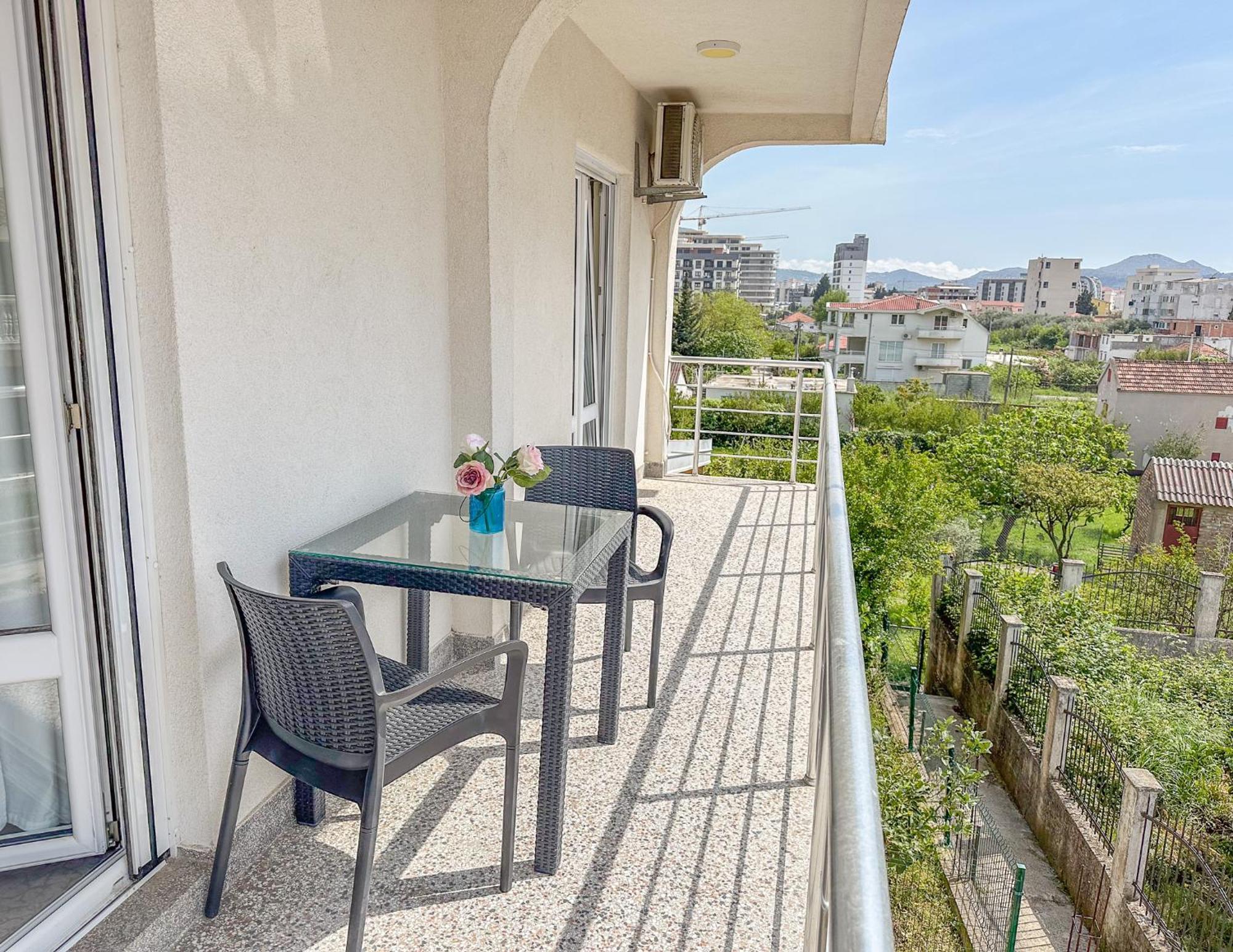 Gosa Apartments Бар Екстериор снимка