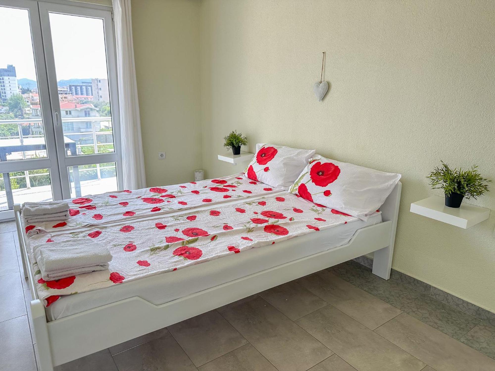 Gosa Apartments Бар Екстериор снимка